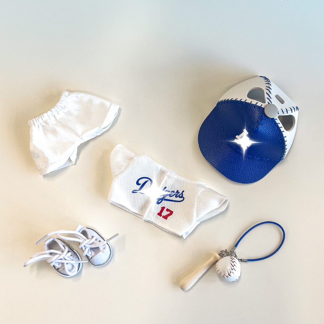 Labubu Baseball Outfit Set – White Sports Edition
