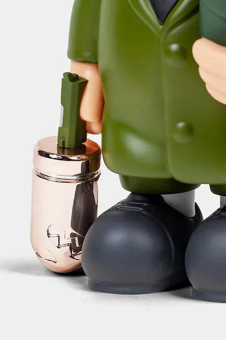 SUP. PRO ESNTL // OLIVE MARTINI