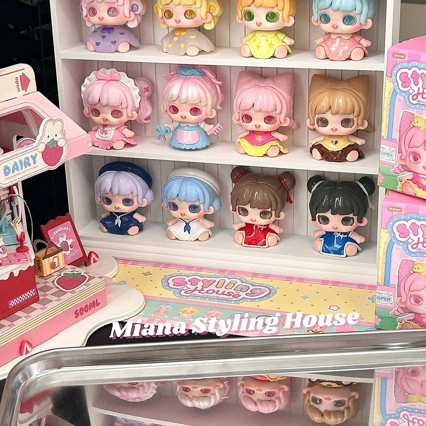 Miana Styling House Mini Series Figures. Blind Box