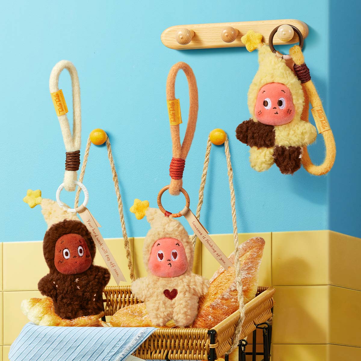 Twinkle Twinkle Delicious Moments Series Freshly Baked Biscuits Plush Pendant Blind Box