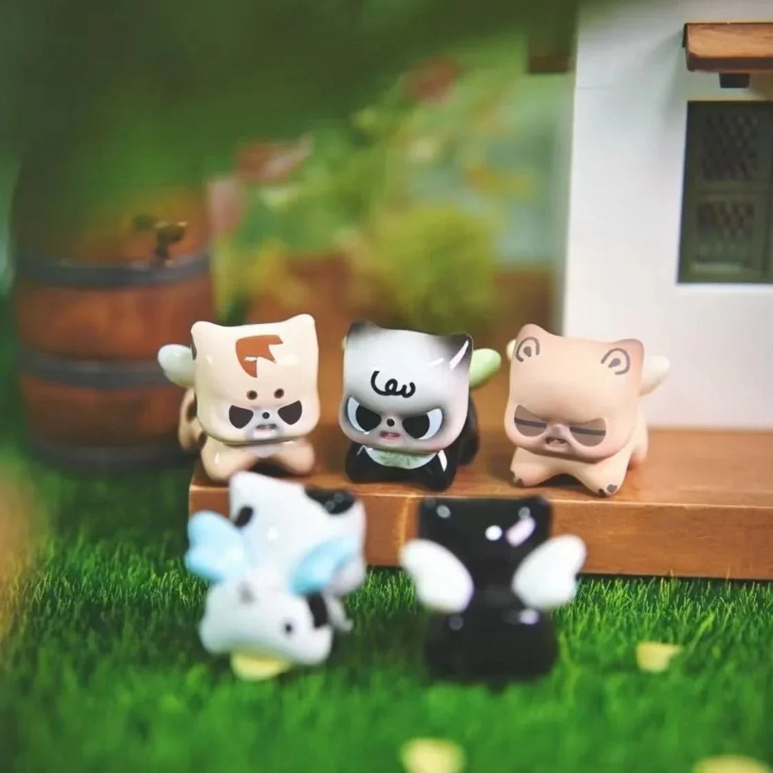 Cute Pitty On The Prowl Series Mini Beans Figures. Blind Bag