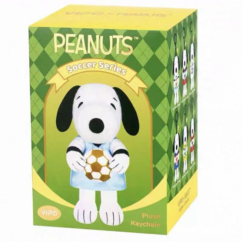 VIPO 脳 PEANUTS Snoopy Football Series Plush Pendant Blind Box