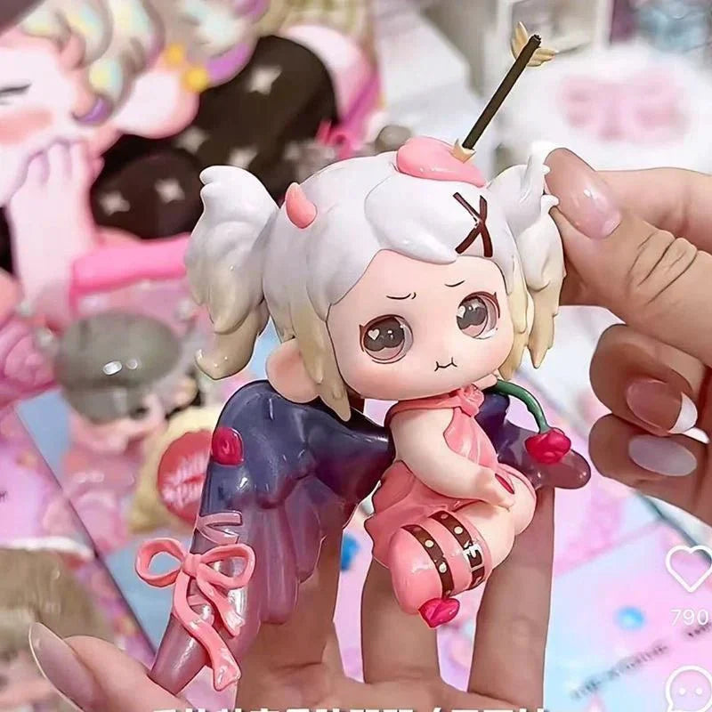 OONA-All Pink Day Series Figures. Blind Box