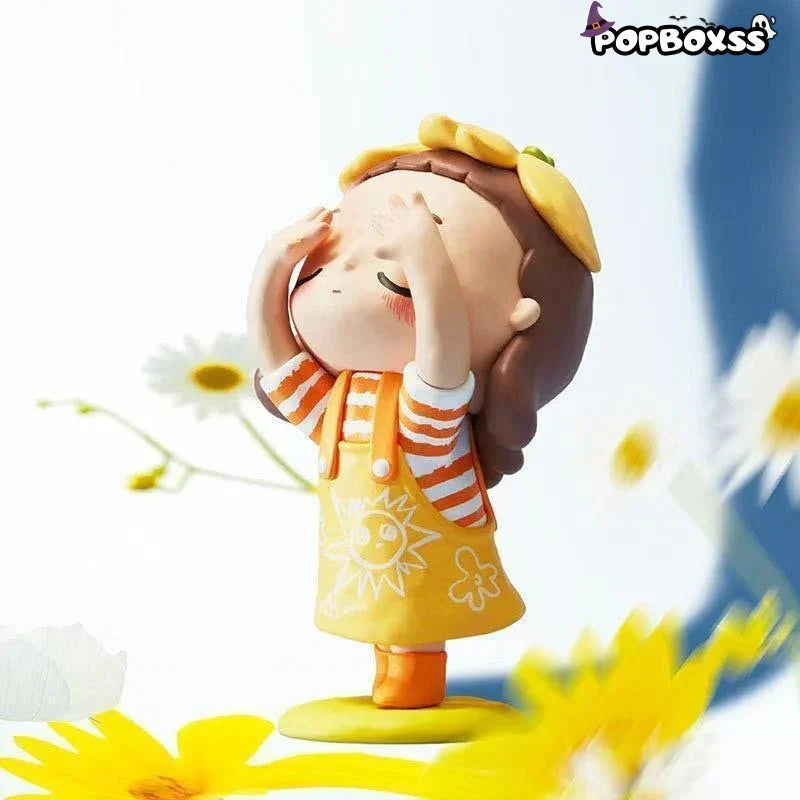 Nyota I Am the Seasons Series Figures. Blind Box