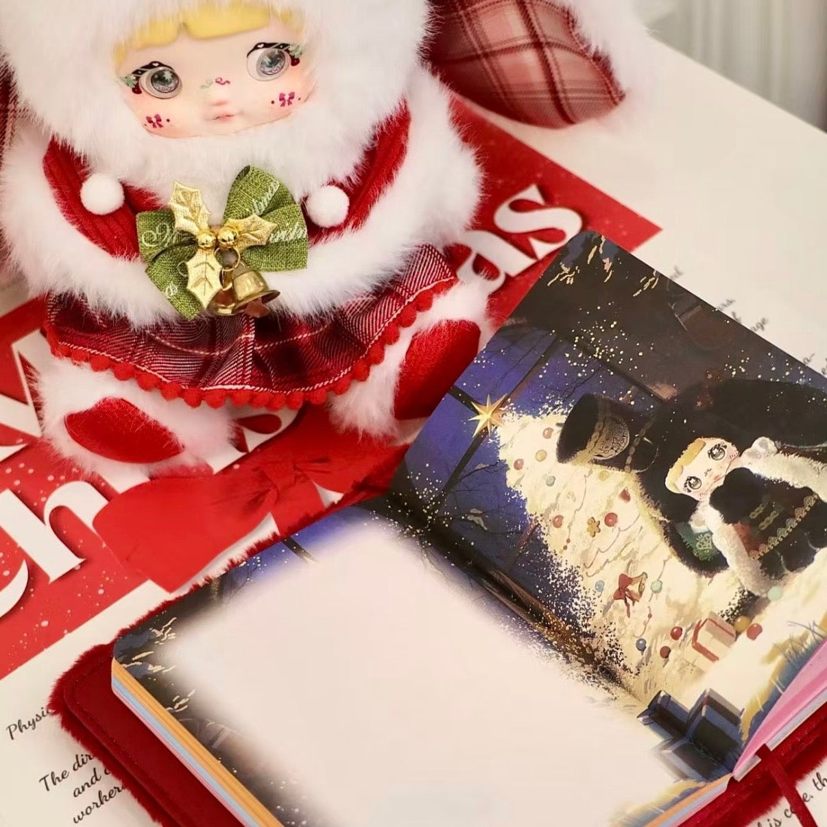 Nommi Merry Chrismas Plush notebook