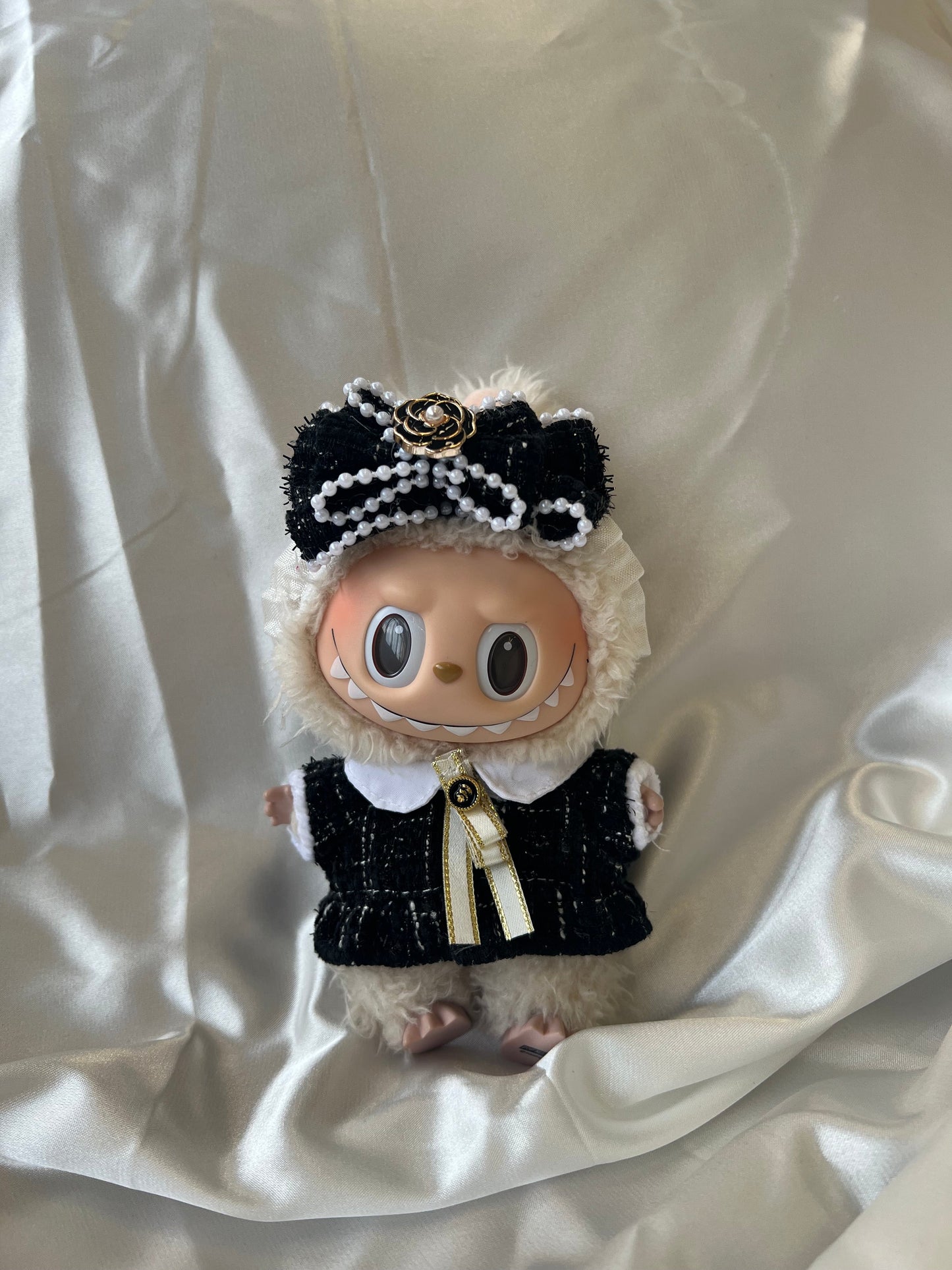 Labubu Tweed Elegance Set - Black Pearl Bow & Gold Brooch Detail