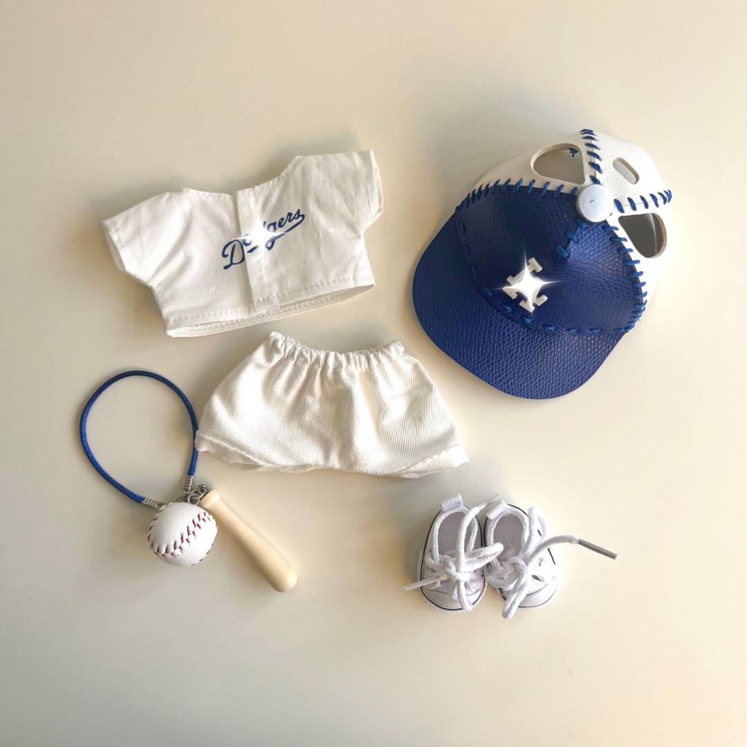 Labubu Baseball Outfit Set – Blue & White Sports Edition