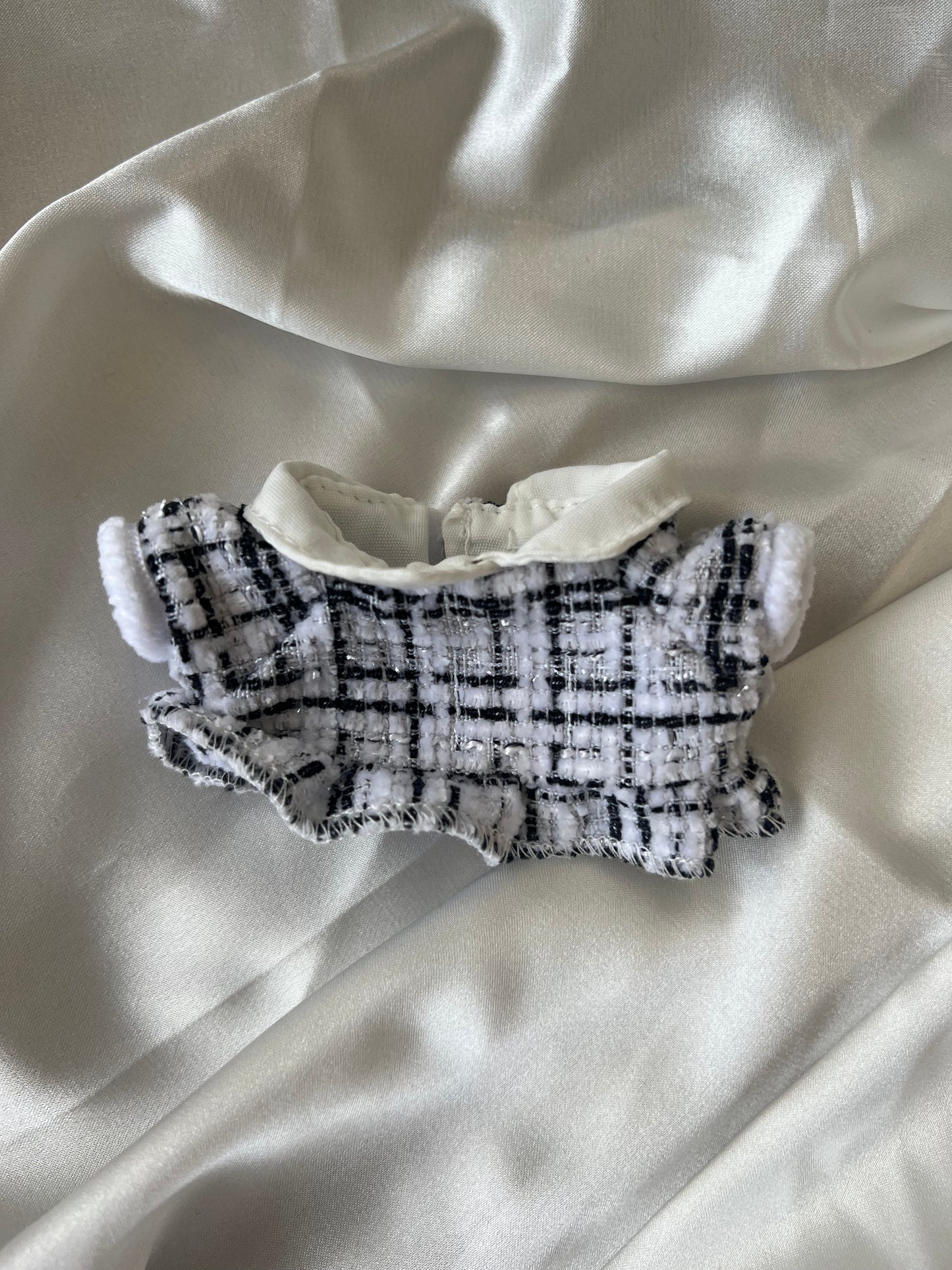 Labubu Designer Tweed Outfit Set - Elegant Black & White with Bow & Brooch