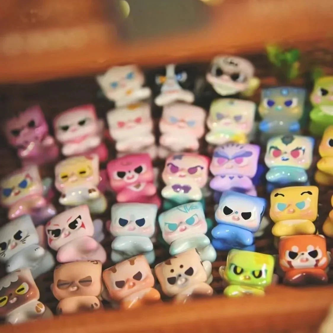 Cute Pitty On The Prowl Series Mini Beans Figures. Blind Bag