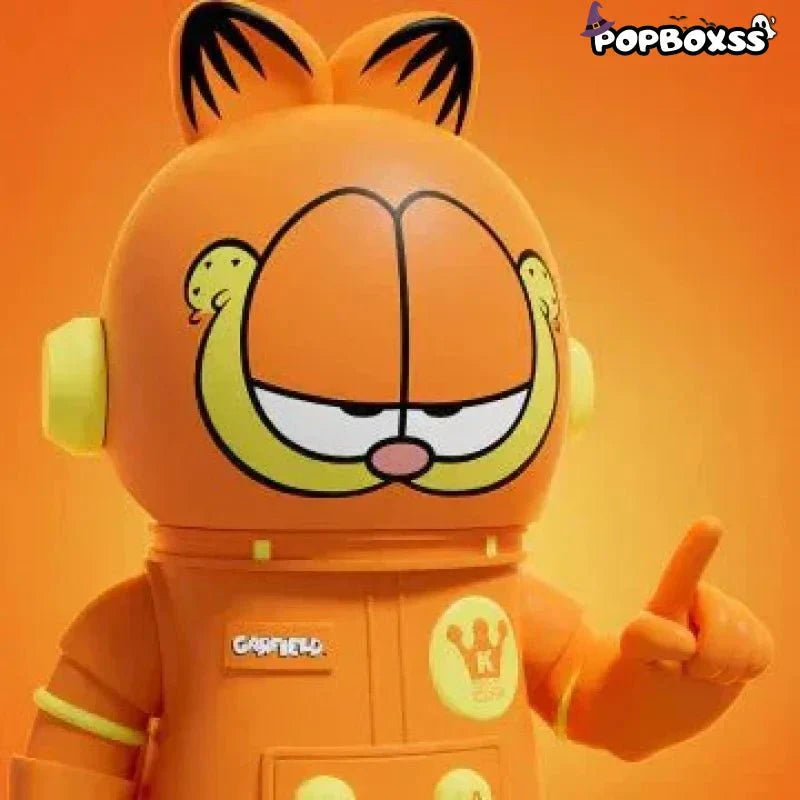 MEGA SPACE MOLLY 400% Garfield PVC Figure