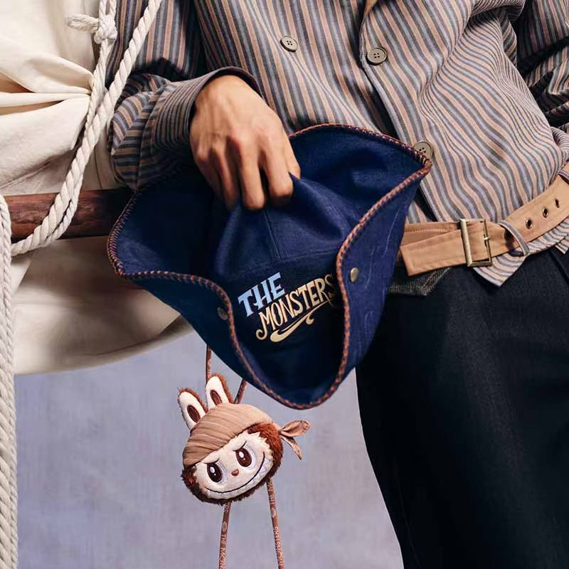 The Monsters De Vliegende LABUBU Series Captain Hat (PRE-ORDER)