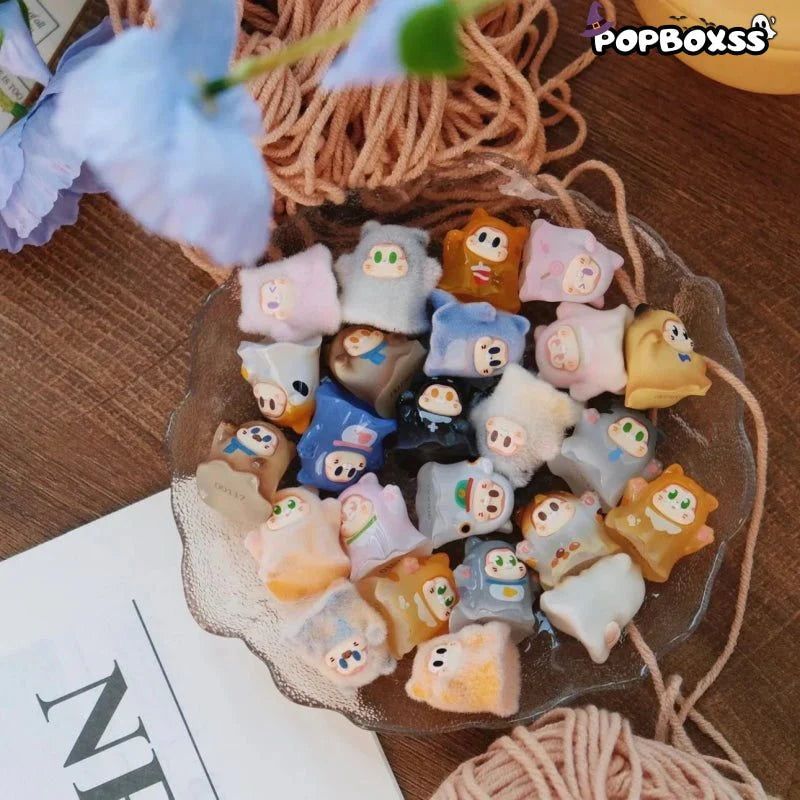 THE SLLO OH MY CAT Series Mini Beans Figures, Blind Bag