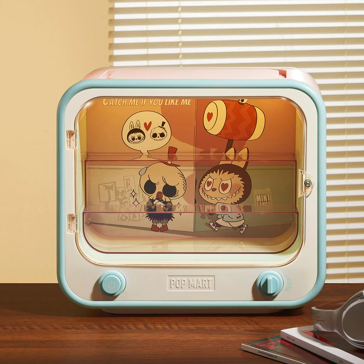 THE MONSTERS Catch Me If You Like Me Series - TV Set Luminous Display Container