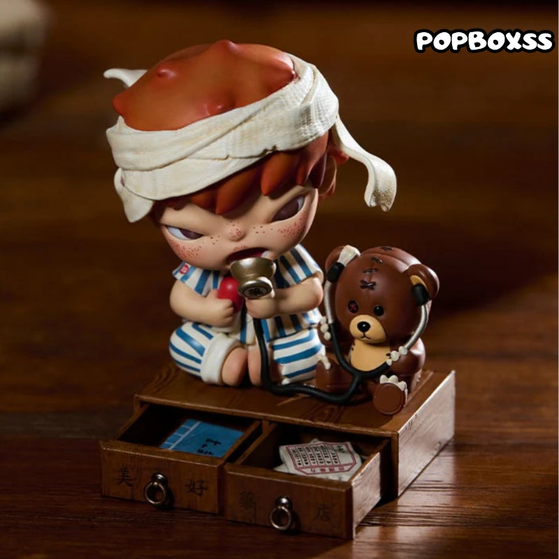 POP MART Hirono Well Pharmacy Series Figure Hanging Card