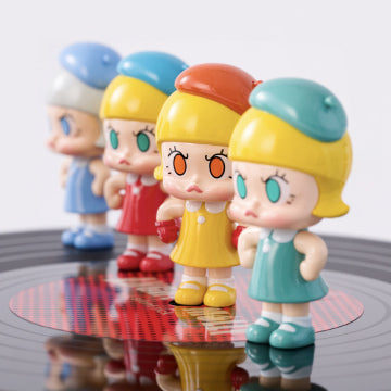 Angry Molly – Set de Mini Figura – Long Play 9