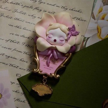 SKULLPANDA Petals in Four Acts Series Fridge Magnet（PRE ORDER）
