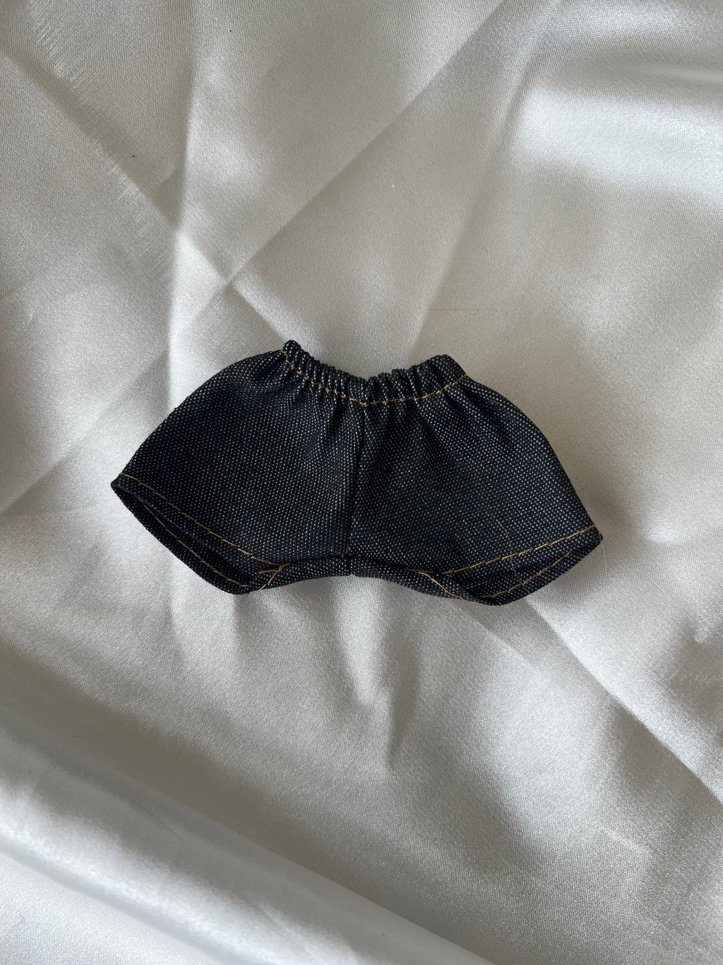 Labubu Streetwear Fashion Set - Black Designer Beanie & Denim Outfit