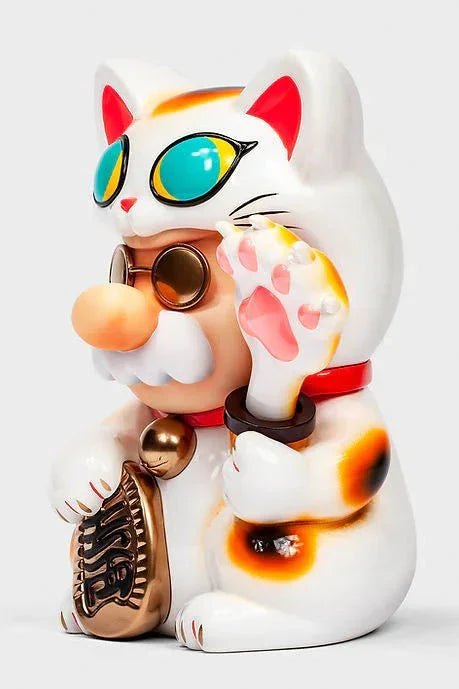 SUPER PROFESSIONAL ESSENTIAL // MANEKINEKO
