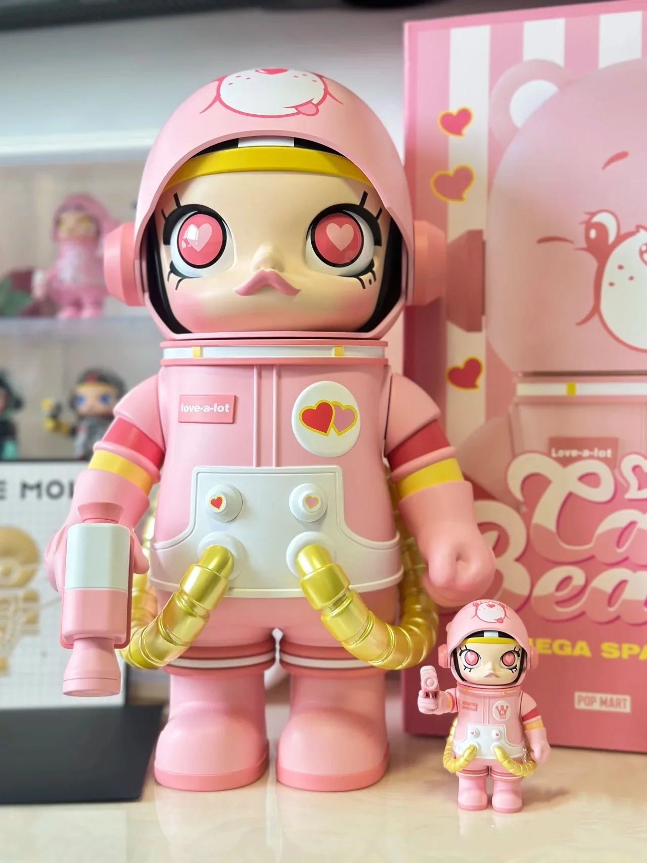 MEGA SPACE MOLLY 400%+100% CARE BEARS