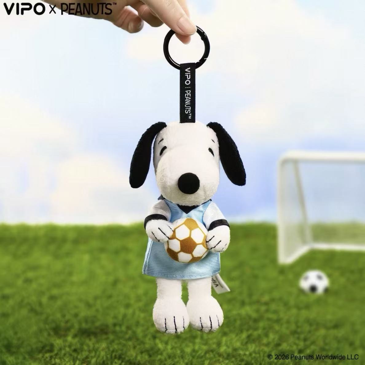 VIPO × PEANUTS Snoopy Football Series Plush Pendant Blind Box