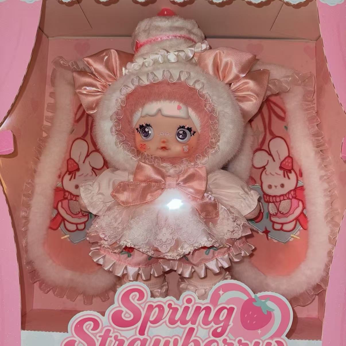 NOMMI Spring strawberry Vinyl plush ornaments(Japan region exclusive)