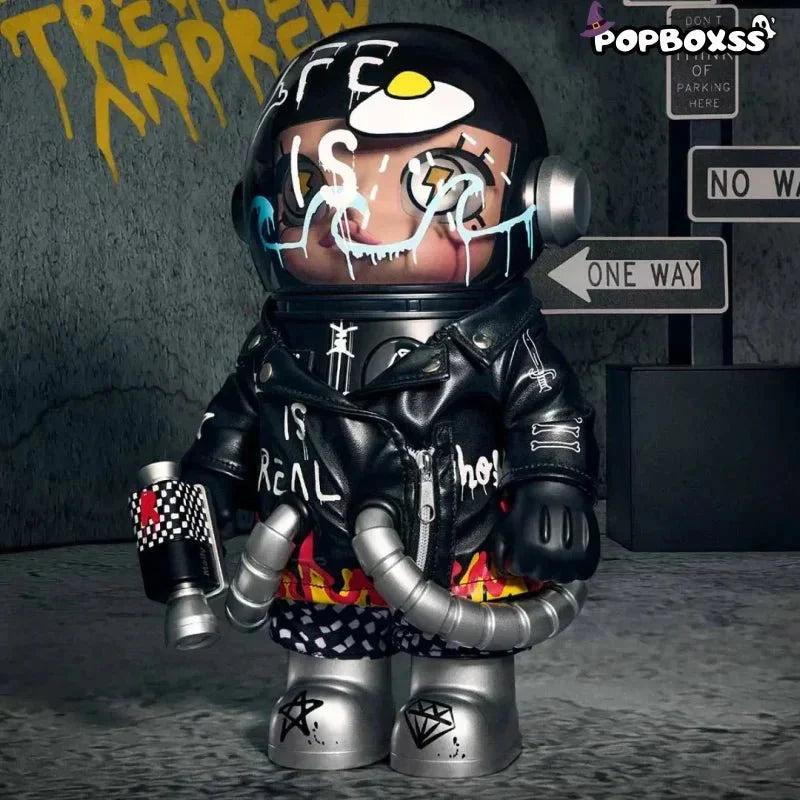 MEGA SPACE MOLLY 400% Trevor Andrew