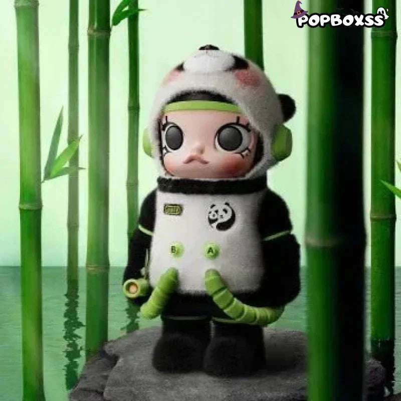 MEGA SPACE MOLLY 400% PANDA PVC Figure