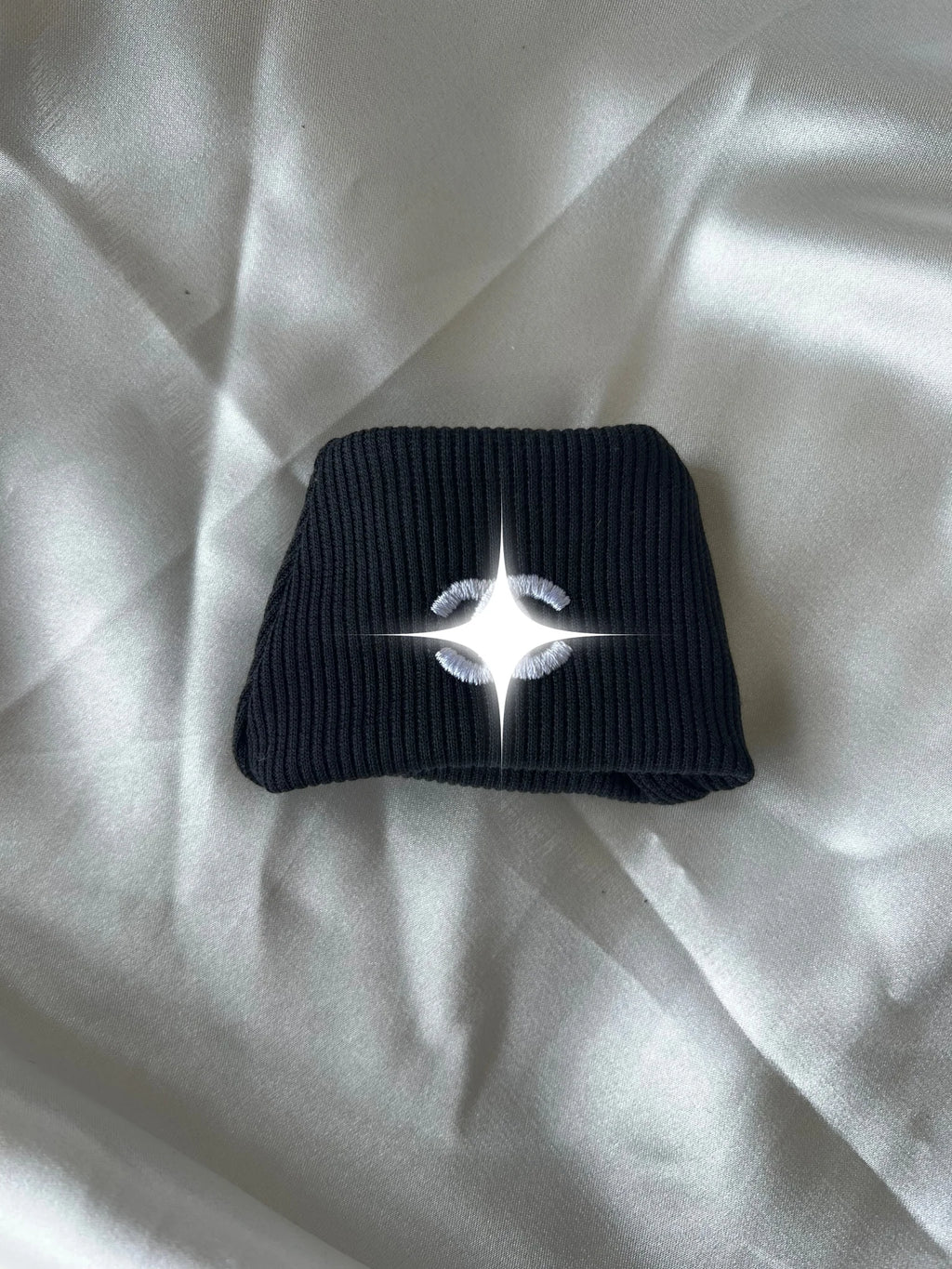 Labubu Streetwear Fashion Set - Black Designer Beanie & Denim Outfit