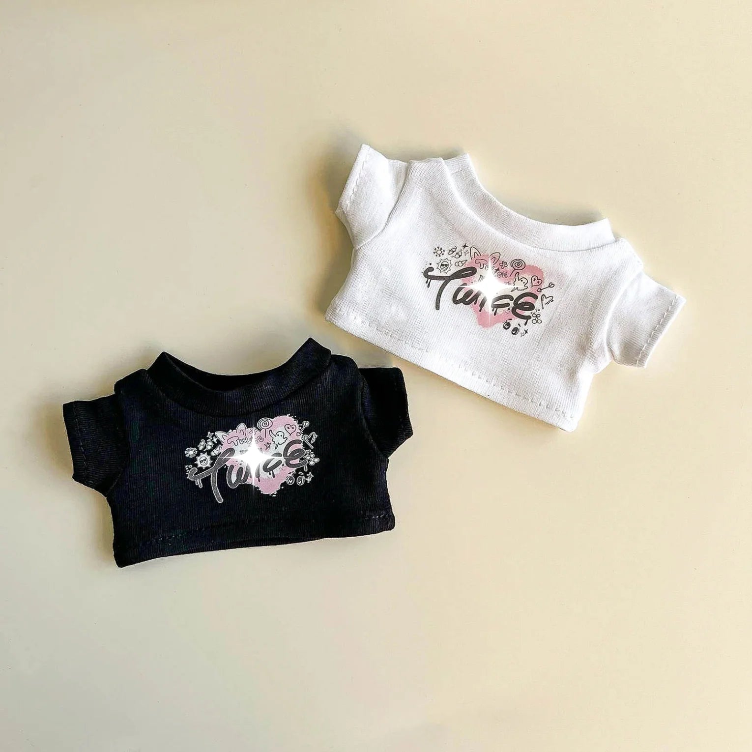 Labubu Pink Signal Idol Tee Outfit — With Mini Fan Lightstick (2 Items)