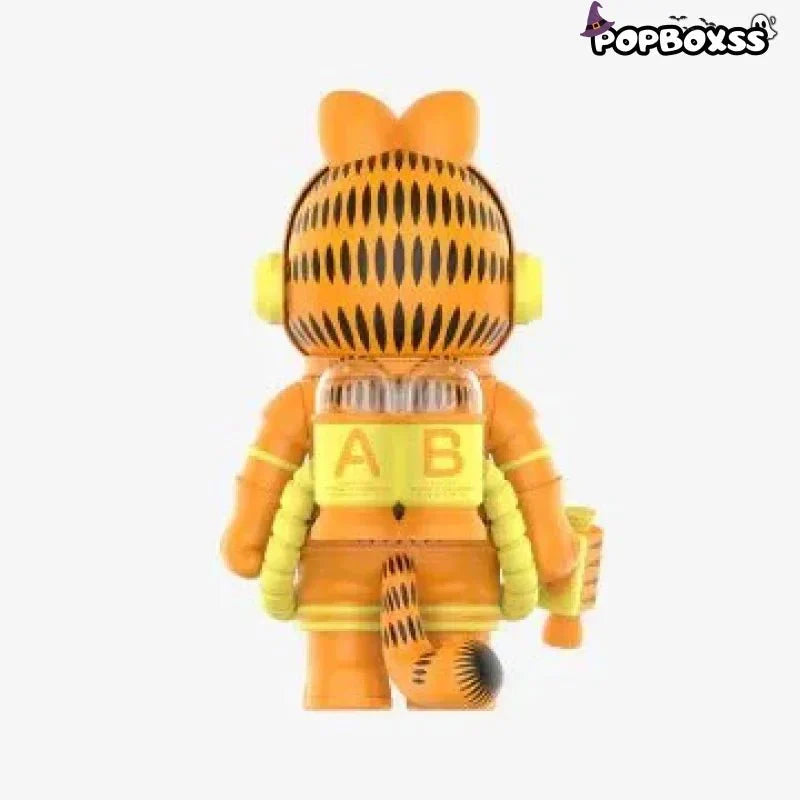 MEGA SPACE MOLLY 400% Garfield PVC Figure