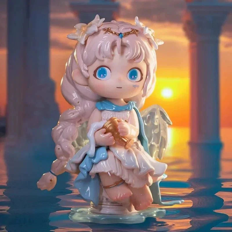 【BACK IN STOCK】Heyone Star Series 25 O'clock In The Dark Night PVC Figures. Blind Box