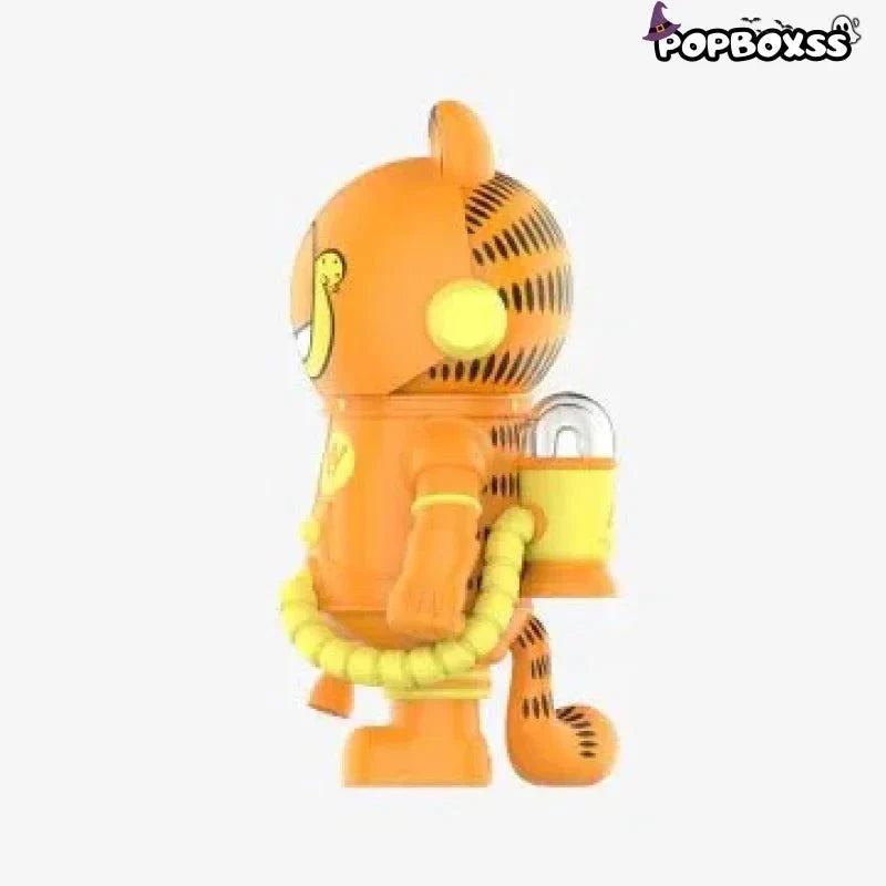 MEGA SPACE MOLLY 400% Garfield PVC Figure
