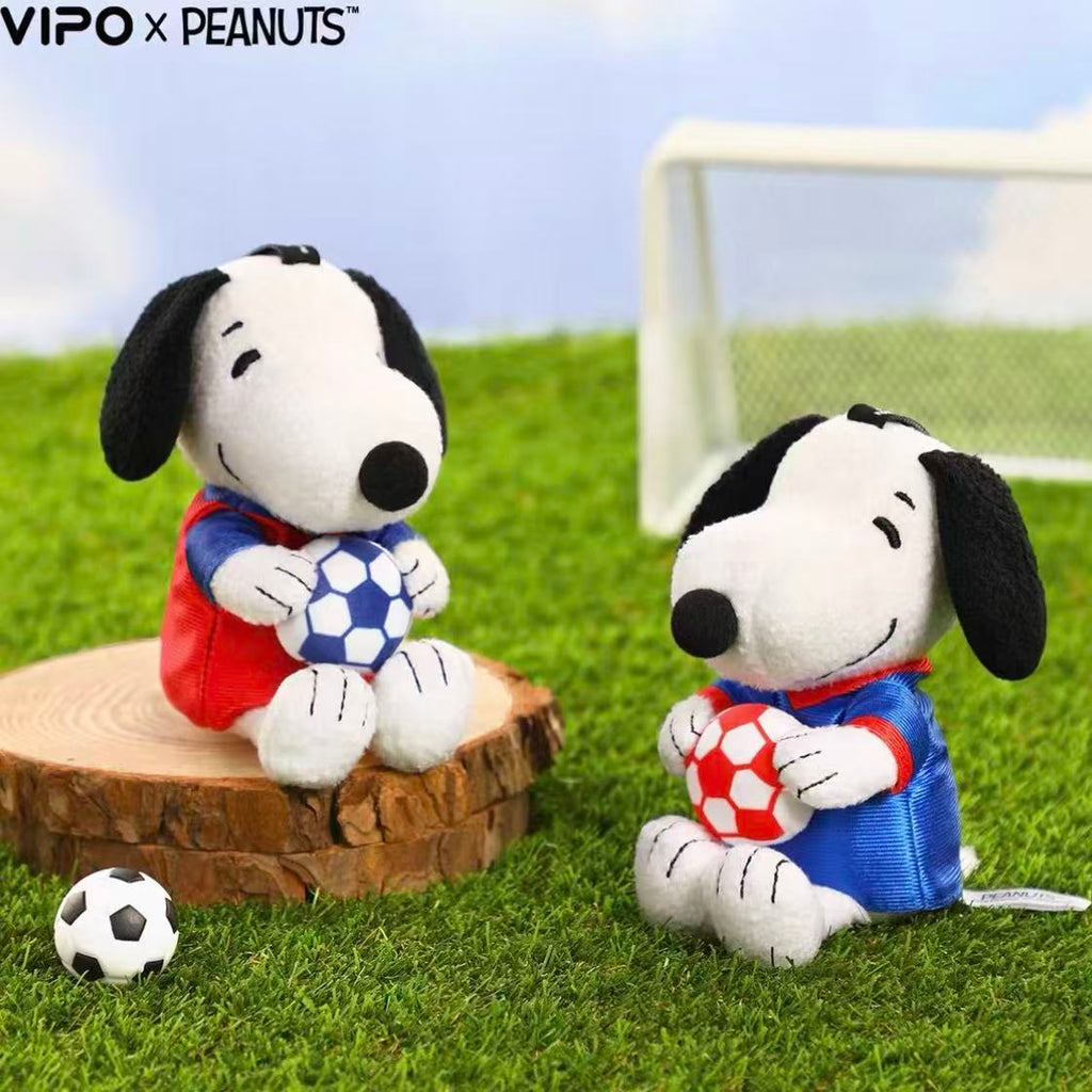 VIPO × PEANUTS Snoopy Football Series Plush Pendant Blind Box