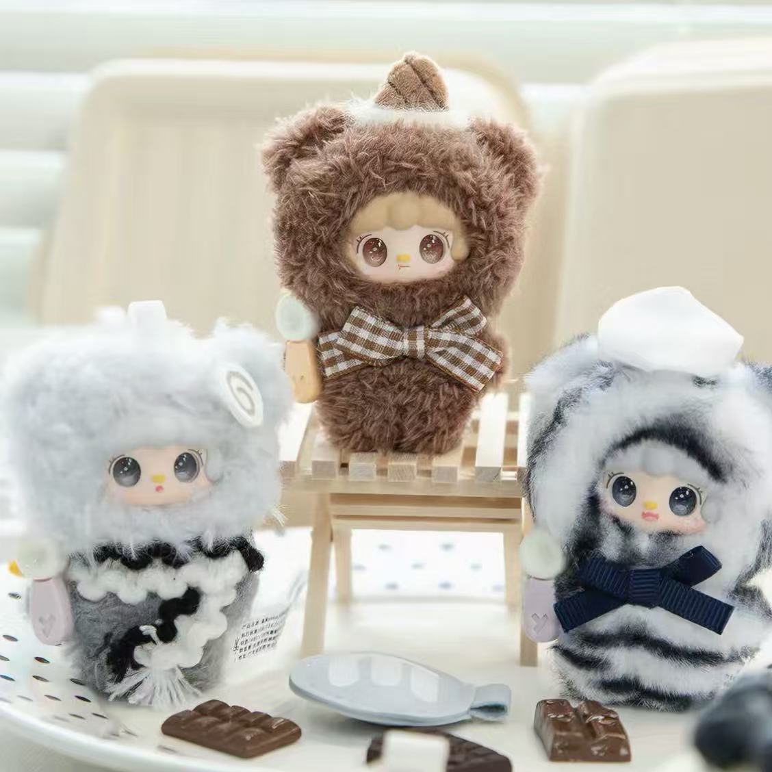 Yooki V4 Just A Bite Series Plush Vinyl Pendant Blind Box