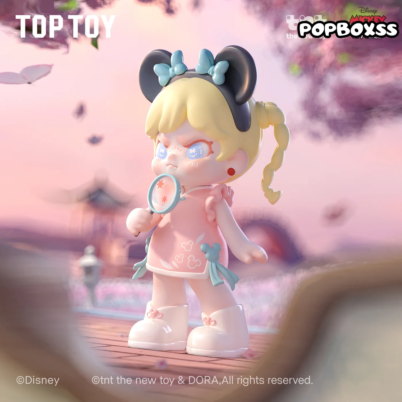 TOP TOY DISNEY DORA Loves Mickey Series Figures Blind Box