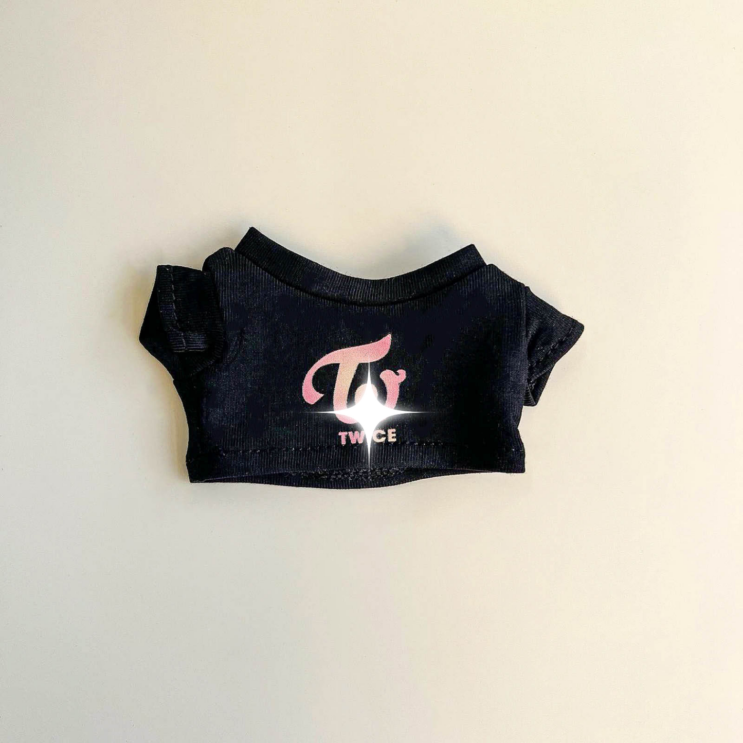 Labubu Pink Signal Idol Logo Tee Outfit (Colored) — With Mini Fan Lightstick (2 Items)