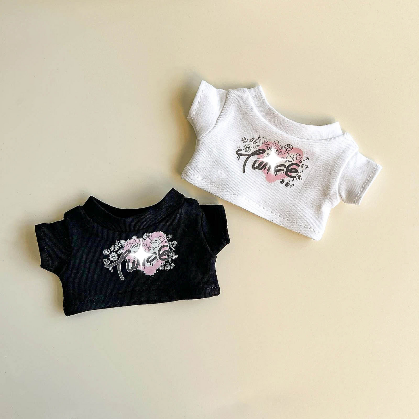 Labubu Pink Signal Idol Tee Outfit — With Mini Fan Lightstick (2 Items)